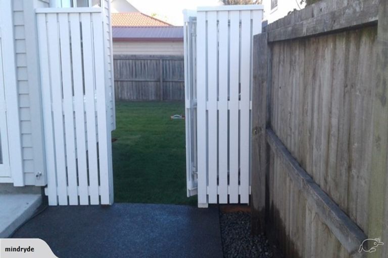 Photo of property in 2/100 Purchas Street, Edgeware, Christchurch, 8013