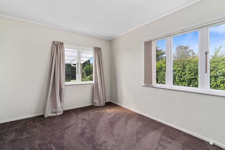 Photo of property in 5 Sunrise Avenue, Owhata, Rotorua, 3010