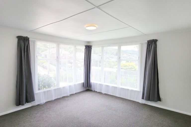 Photo of property in 7 Aparangi Crescent, Elsdon, Porirua, 5022