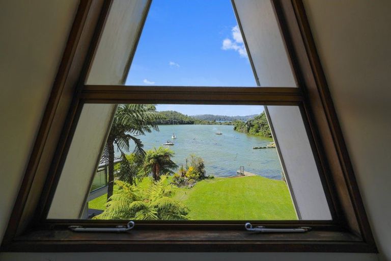 Photo of property in 42 Okawa Bay Road, Tikitere, Rotorua, 3074