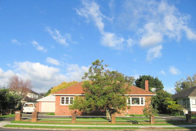 Photo of property in 237 Shirley Road, Papatoetoe, Auckland, 2025