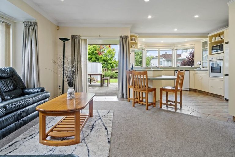 Photo of property in 8 Thornton Road, Cambridge, 3434