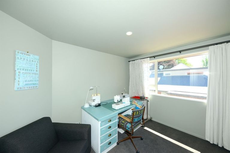Photo of property in 299 Withells Road, Avonhead, Christchurch, 8042