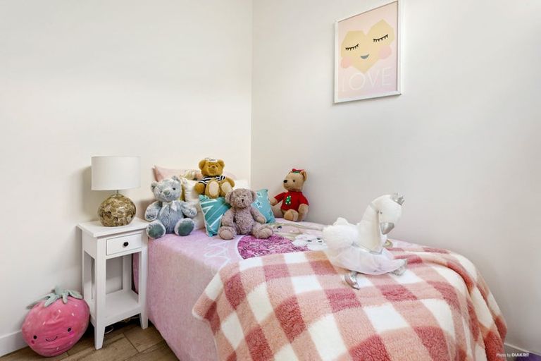 Photo of property in 70e Union Road, Howick, Auckland, 2014