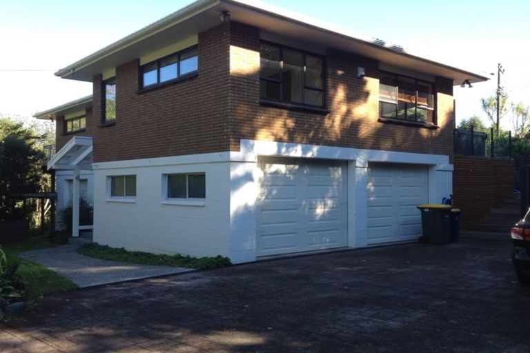 Photo of property in 18 Rahui Road, Greenhithe, Auckland, 0632