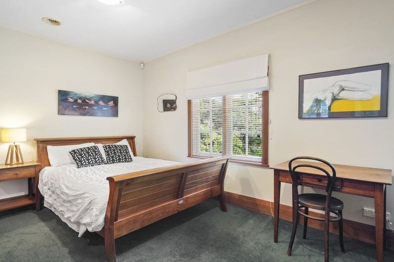 Photo of property in 27 Lower North Terrace, Kelburn, Wellington, 6012