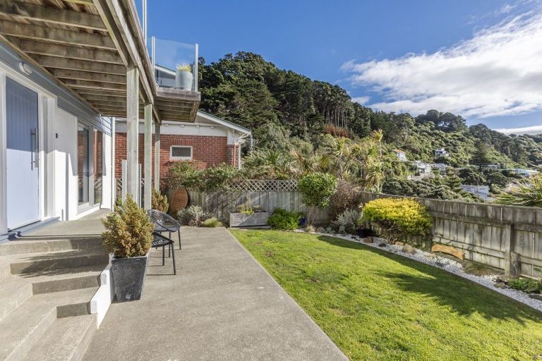 Photo of property in 69 Mantell Street, Seatoun, Wellington, 6022