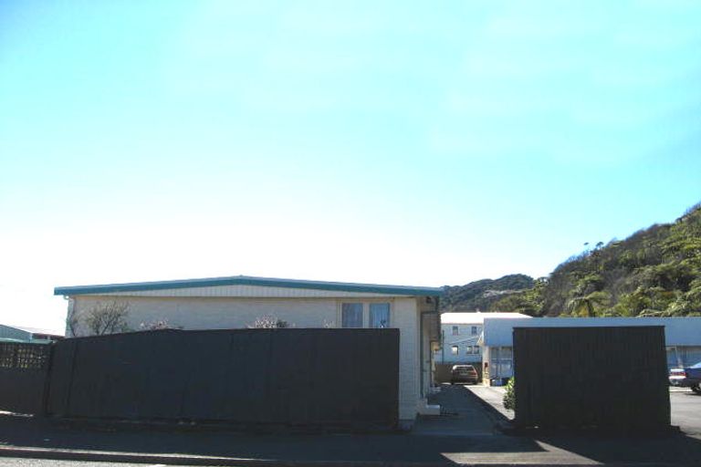 Photo of property in 25-31 Puketahi Street, Greymouth, 7805