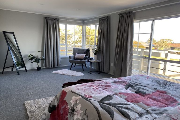 Photo of property in 35 Wesley Avenue, Frankleigh Park, New Plymouth, 4310