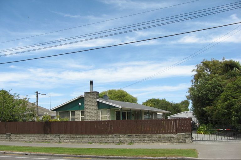 Photo of property in 140 Breezes Road, Avondale, Christchurch, 8061