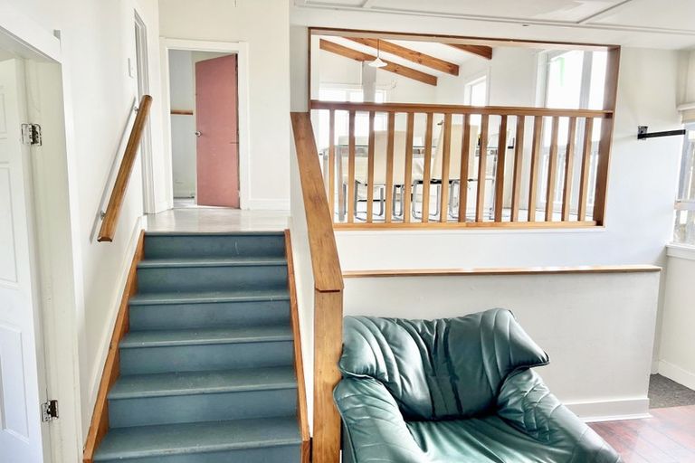 Photo of property in 1/84 Lynwood Road, New Lynn, Auckland, 0600