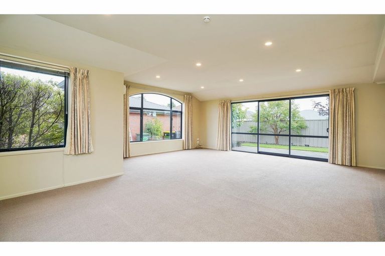 Photo of property in 19 Joseph Street, Waverley, Invercargill, 9810
