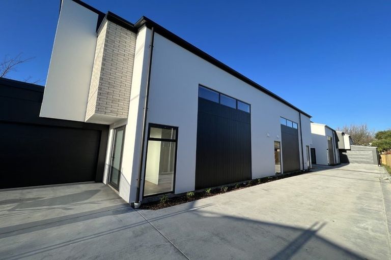 Photo of property in 2/142 Milton Street, Somerfield, Christchurch, 8024