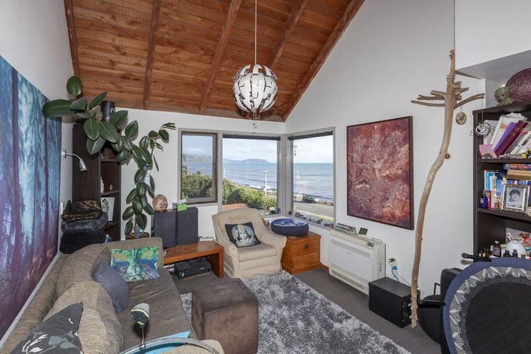 Photo of property in 17 The Esplanade, Raumati South, Paraparaumu, 5032