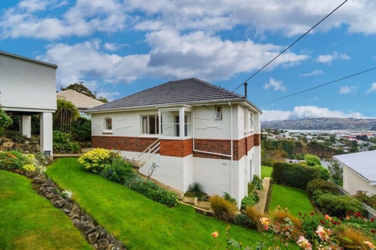 Photo of property in 56 Forfar Street, Clyde Hill, Dunedin, 9011
