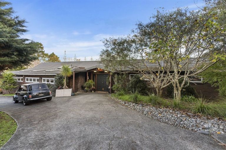 Photo of property in 46 Whites Road, Whitford, Howick, 2571