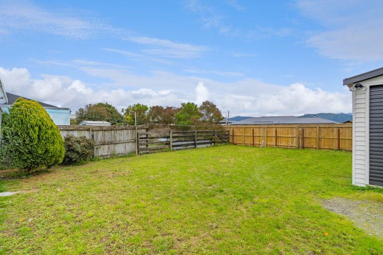 Photo of property in 382 High Street South, Carterton, 5713