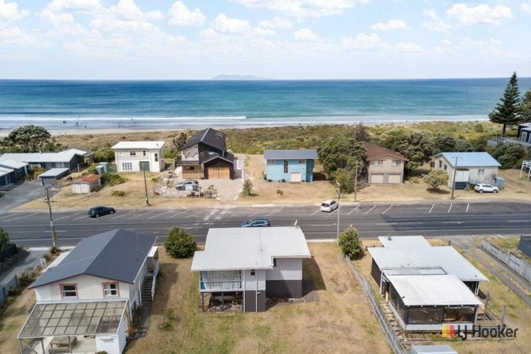 Photo of property in 24 Seaforth Road, Waihi Beach, 3611