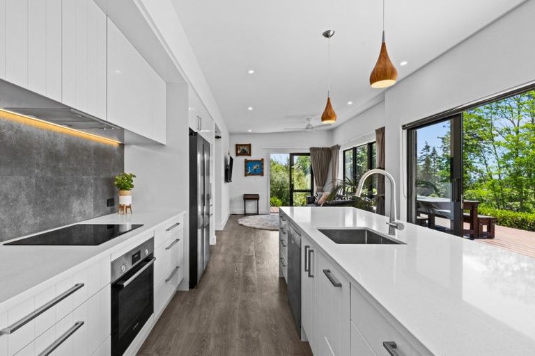 Photo of property in 157 Durham Drive, Havelock North, 4130