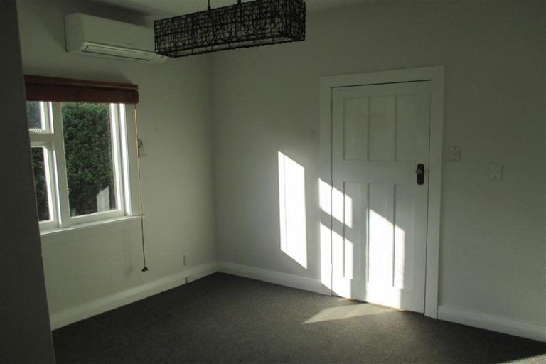 Photo of property in 90 Packe Street, Edgeware, Christchurch, 8013