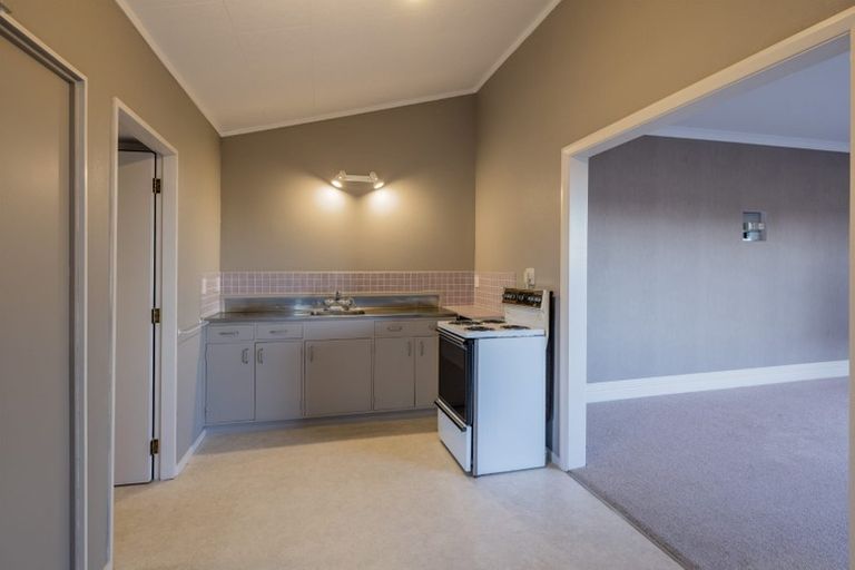 Photo of property in 9 Dawick Street, Foxton Beach, Foxton, 4815