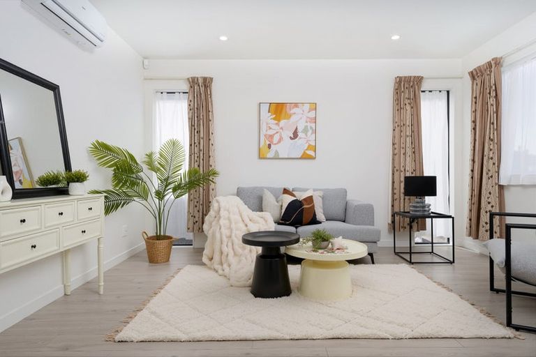 Photo of property in 9 Puwha Street, Massey, 0614