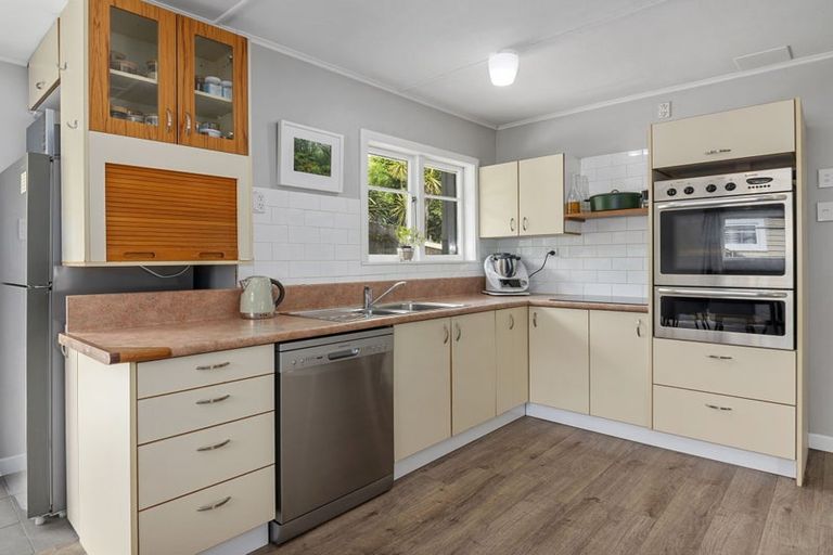 Photo of property in 35 Thompson Terrace, Toi Toi, Nelson, 7010