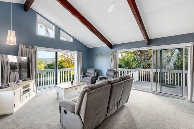 Photo of property in 16 Autumn Avenue, Glen Eden, Auckland, 0602