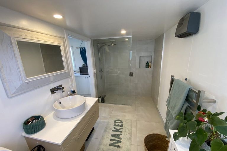 Photo of property in 4 Scroggs Hill Road, Brighton, Dunedin, 9035