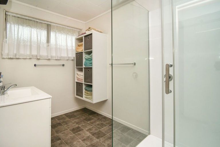 Photo of property in 64 Henley Street, Westport, 7825