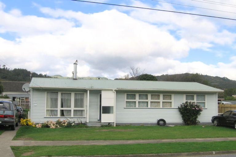 Photo of property in 1240 Taita Drive, Taita, Lower Hutt, 5011