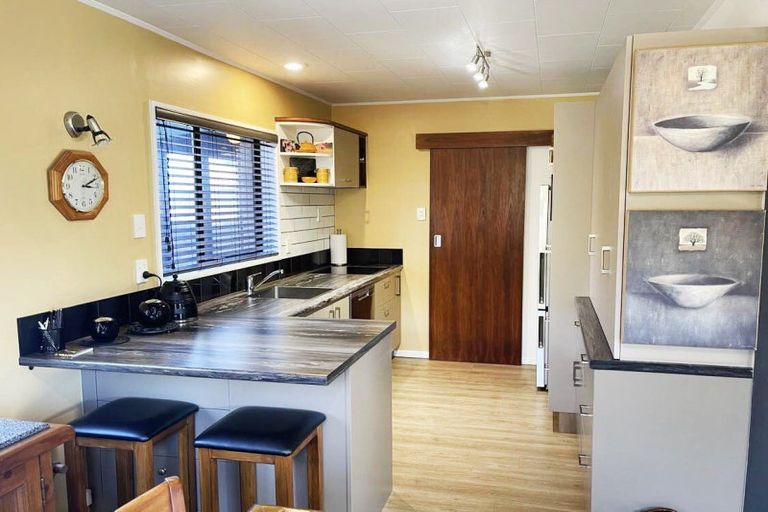 Photo of property in 15 Leven Street, South Hill, Oamaru, 9400