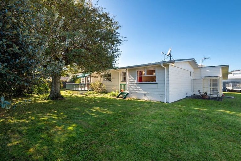 Photo of property in 17 Greenock Road, Ranui, Auckland, 0612