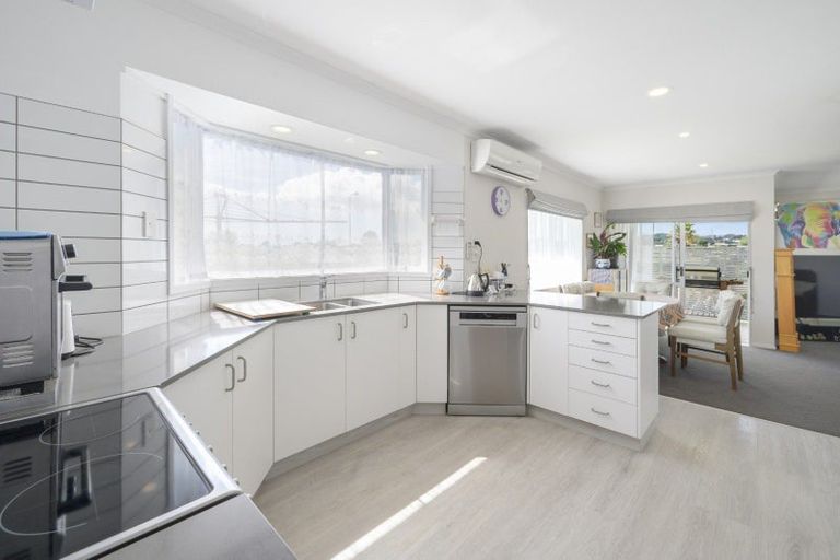 Photo of property in 76 Sapphire Drive, Hairini, Tauranga, 3112