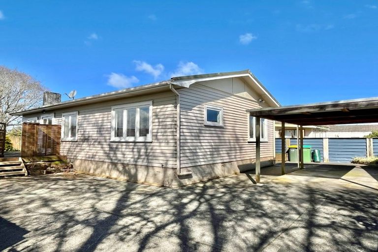 Photo of property in 14 Beatty Road, Pukekohe, 2120