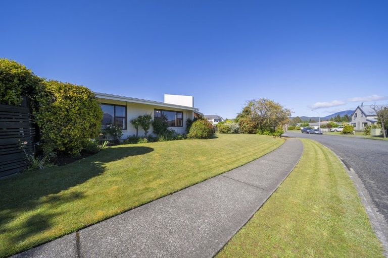 Photo of property in 8 Bowen Street, Te Anau, 9600