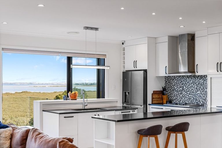 Photo of property in 44a Bannings Way, Hobsonville, Auckland, 0618