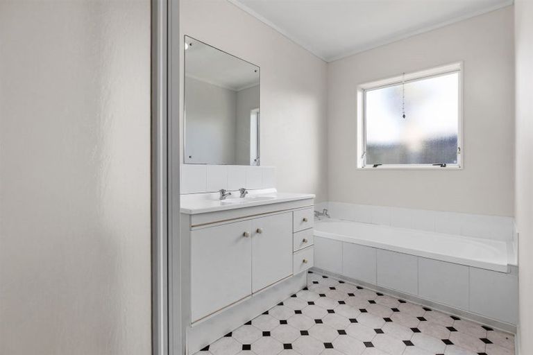 Photo of property in 54 Blake Boulevard, Papamoa Beach, Papamoa, 3118