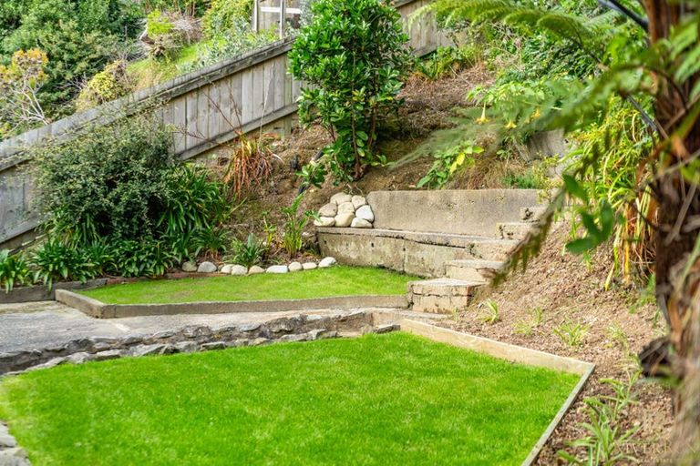 Photo of property in 16 Wilfred Street, Tawa, Wellington, 5028