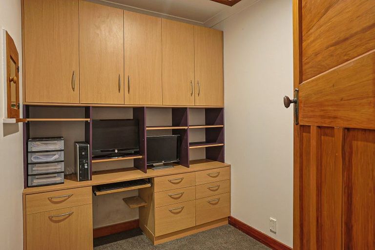 Photo of property in 408 Alexandra Street, Hastings, 4122