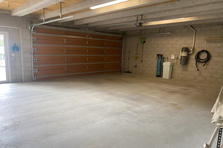 Photo of property in 16 Aronui Road, Bridge Hill, Alexandra, 9320