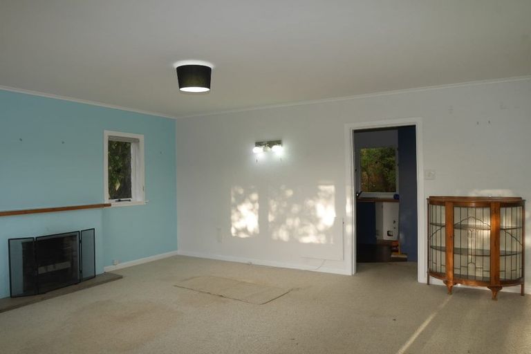Photo of property in 82 Cluny Road, Plimmerton, Porirua, 5026