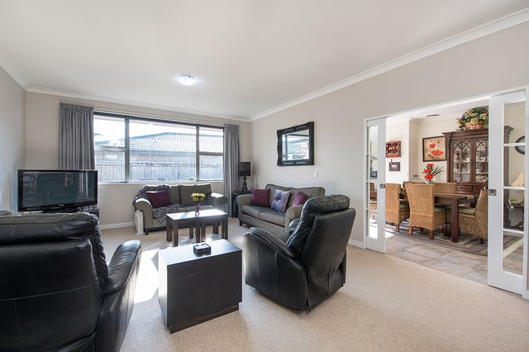 Photo of property in 6 Avonbrook Lane, Pukekohe, 2120