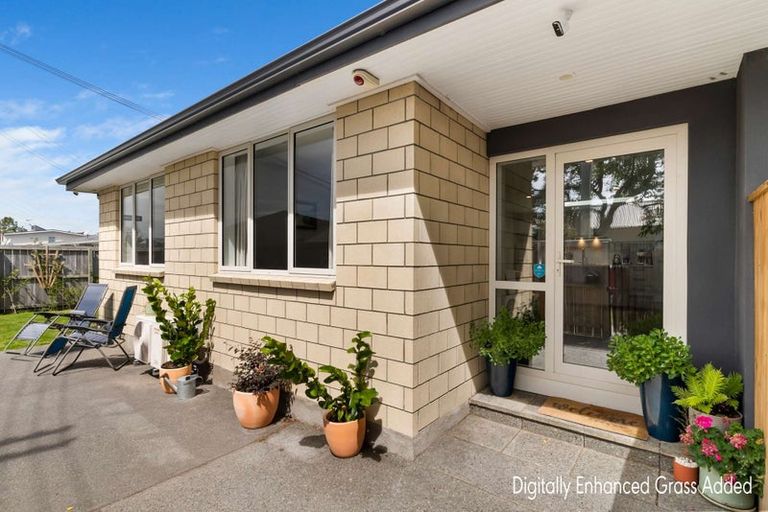 Photo of property in 114 Ranfurly Street, St Albans, Christchurch, 8014