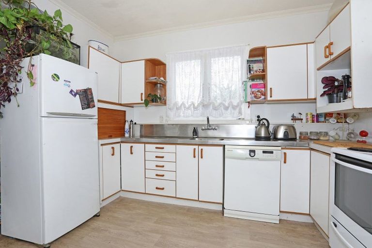 Photo of property in 22b Flower Street, Bulls, 4818