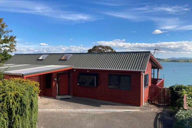 Photo of property in 53 Weir Crescent, Onerahi, Whangarei, 0110