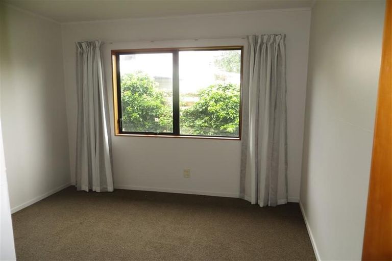 Photo of property in 1/56 Glencoe Road, Browns Bay, Auckland, 0630