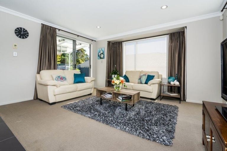 Photo of property in 272 Schnapper Rock Road, Schnapper Rock, Auckland, 0632