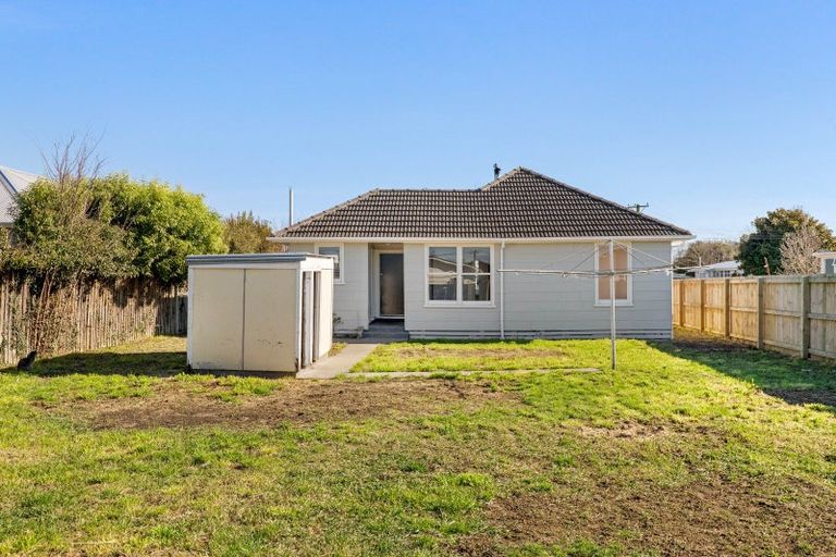 Photo of property in 32 Uxbridge Street, Redwood, Christchurch, 8051