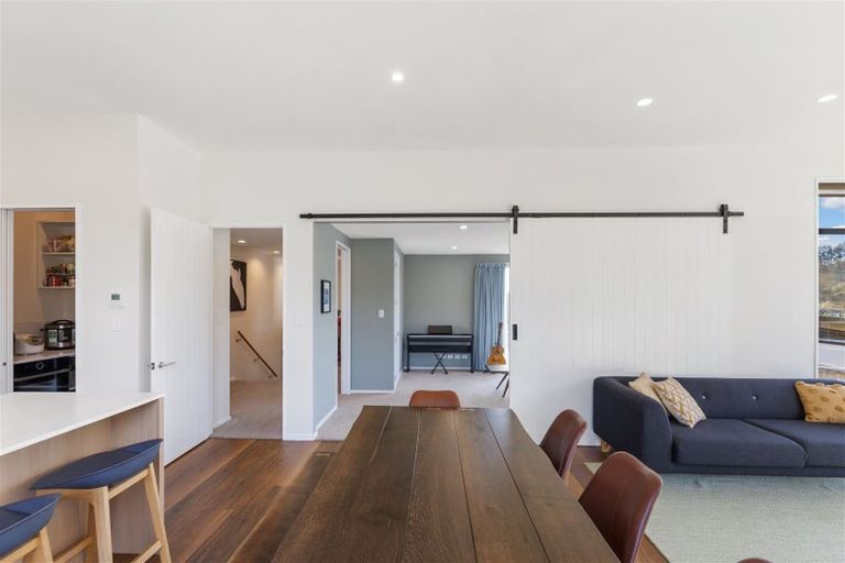 Photo of property in 11 Round Hill Rise, Cracroft, Christchurch, 8022